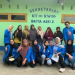 Read more about the article Mahasiswa UBSI Jurusan Sastra Inggris Gelar Aksi Gotong Royong Bersama Ibu-Ibu Griya Asri