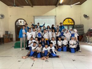 Read more about the article Mahasiswa UBSI Gelar Kegiatan Edukatif Tentang Manajemen Organisasi di SMPN 22 Jakarta
